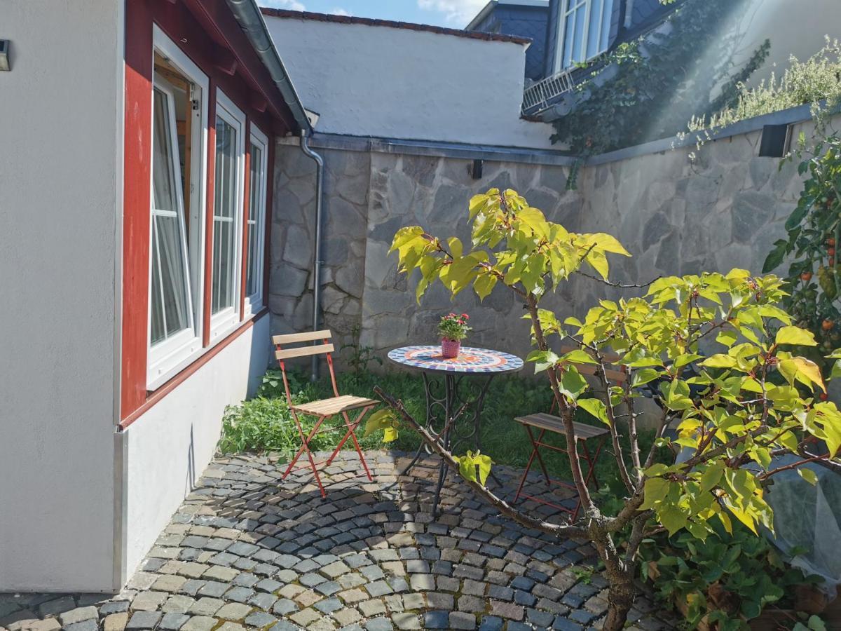 Rheingau - Schoene Moeblierte Ferienwohnung Eltville am Rhein Exterior foto